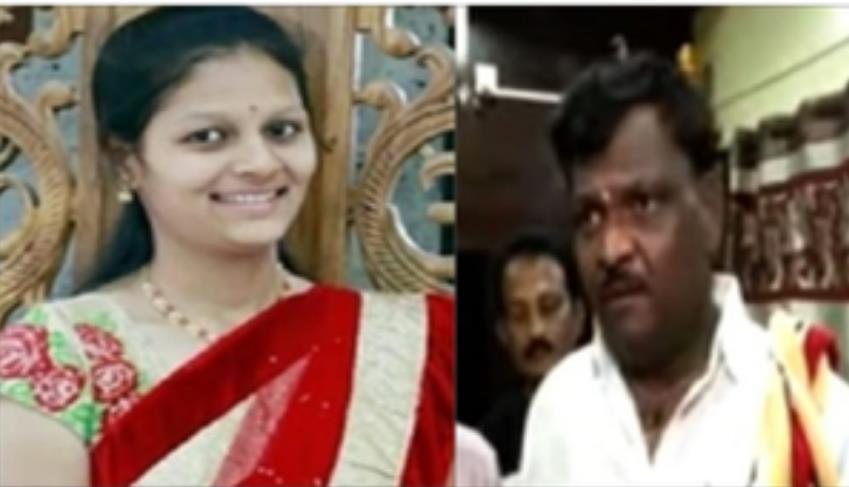 सीएम सिद्धारमैया ने नेहा के पिता से मांगी माफी; कांग्रेस पार्षद ने कहा, उसने अज्ञानतावश सरकार के खिलाफ दिए बयान सीएम सिद्धारमैया ने नेहा के पिता से मांगी माफी; कांग्रेस पार्षद ने कहा, उसने अज्ञानतावश सरकार के खिलाफ दिए बयान