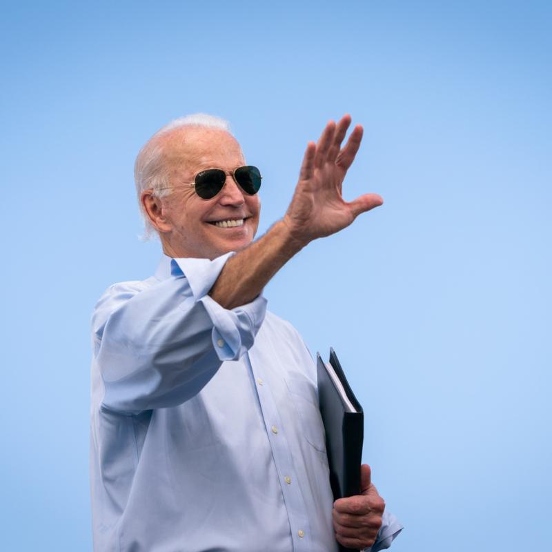 अमेरिकी राष्ट्रपति ने दिलाया भरोसा, हफ़्ते के भीतर यूक्रेन पहुंच जाएंगे हथियार