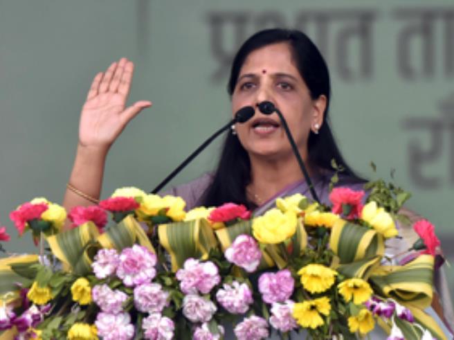 पंजाब, हरियाणा, गुजरात में प्रचार करेंगी सुनीता केजरीवाल, दिल्ली से शुरुआत पंजाब, हरियाणा, गुजरात में प्रचार करेंगी सुनीता केजरीवाल, दिल्ली से शुरुआत