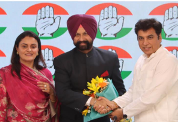 पंजाब के पूर्व एडीजीपी गुरिंदर सिंह ढिल्लों कांग्रेस में शामिल पंजाब के पूर्व एडीजीपी गुरिंदर सिंह ढिल्लों कांग्रेस में शामिल