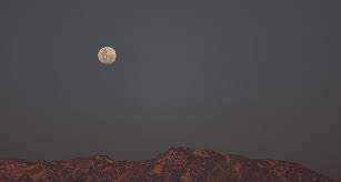 चीन ने चंद्रमा के दूरस्थ हिस्से से नमूने एकत्र करने के लिए अपना चंद्र मिशन भेजा