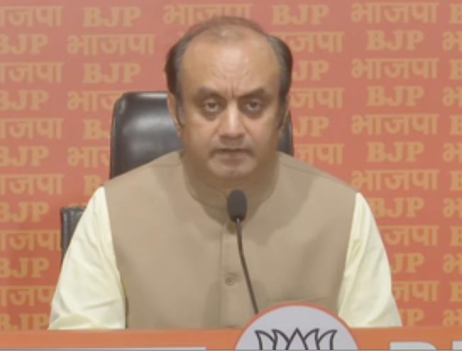 पाकिस्तान के चंद सिरफिरे नेताओं की आत्मा इंडी गठबंधन के नेताओं में प्रवेश कर गई है : सुधांशु त्रिवेदी पाकिस्तान के चंद सिरफिरे नेताओं की आत्मा इंडी गठबंधन के नेताओं में प्रवेश कर गई है : सुधांशु त्रिवेदी