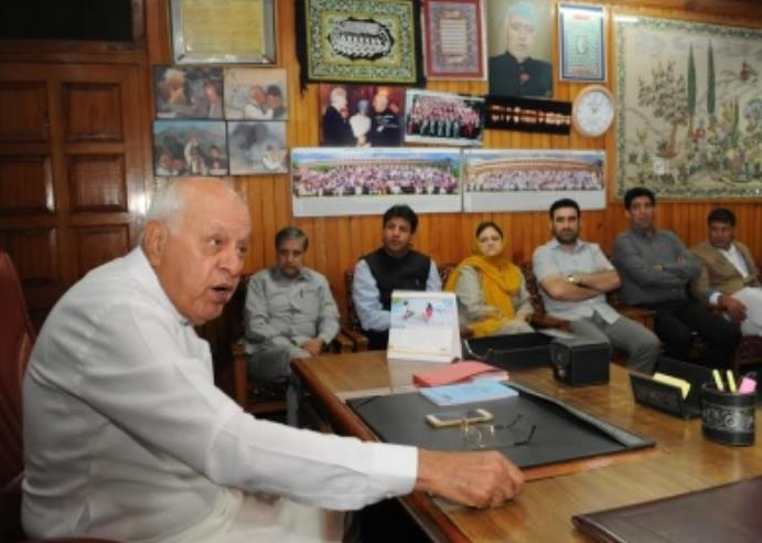 डॉ. अब्दुल्ला ने अपनी पार्टी की कारगिल इकाई को कांग्रेस के पक्ष में वोट करने का दिया निर्देश डॉ. अब्दुल्ला ने अपनी पार्टी की कारगिल इकाई को कांग्रेस के पक्ष में वोट करने का दिया निर्देश