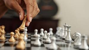 प्रज्ञाननंदा ने कार्लसन को हराया, लेकिन अब भी तीसरे स्थान पर बरकरार