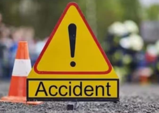 तमिलनाडु में दो सड़क दुर्घटनाओं में 9 की मौत तमिलनाडु में दो सड़क दुर्घटनाओं में 9 की मौत