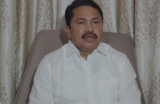 नाना पटोले का सीएम योगी को लेकर विवादित बयान, बोले- 'सीता को चुराने भगवा कपड़े में आया था रावण' नाना पटोले का सीएम योगी को लेकर विवादित बयान, बोले- 'सीता को चुराने भगवा कपड़े में आया था रावण'