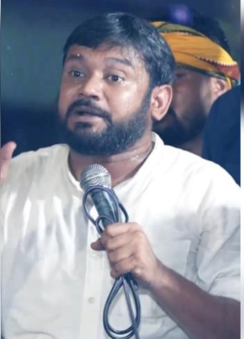 दिल्ली में कांग्रेस के लोकसभा उम्मीदवार कन्हैया कुमार पर स्याही फेंकने के आरोप में एक गिरफ्तार 