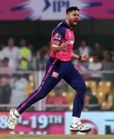 डेथ ओवरों की गेंदों से अच्छे परिणाम मिले : आवेश खान