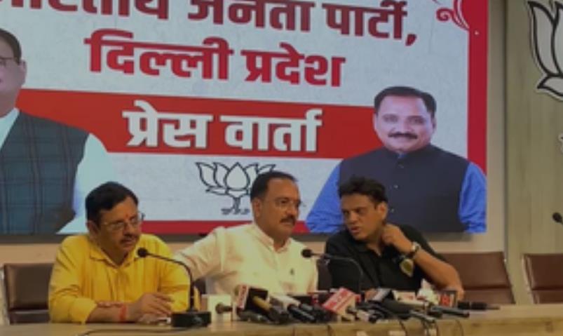 दिल्ली में पानी की ‘किल्लत’ केजरीवाल सरकार की विफलता का नतीजा : वीरेंद्र सचदेवा दिल्ली में पानी की ‘किल्लत’ केजरीवाल सरकार की विफलता का नतीजा : वीरेंद्र सचदेवा