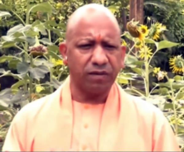 पूर्व केंद्रीय मंत्री संतोष गंगवार की धर्मपत्नी के निधन पर सीएम योगी ने जताया शोक 