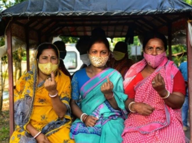 पश्चिम बंगाल में शनिवार को 79 उम्मीदवारों की किस्मत का होगा फैसला 