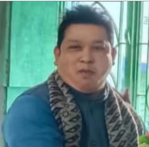 पश्चिम बंगाल की आठ लोकसभा सीटों पर मतदान जारी, झड़प में टीएमसी नेता की मौत 