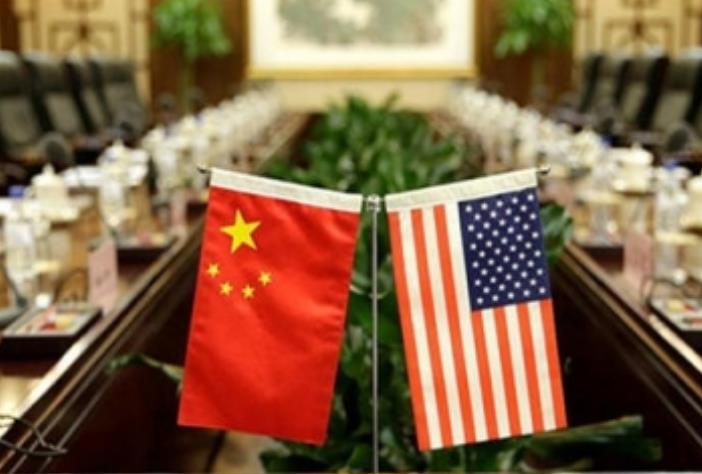 अमेरिका ने चीनी उत्पादों पर लगाई पाबंदी, दोनों देशों के बीच गहराया व्यापार युद्ध का संकट 