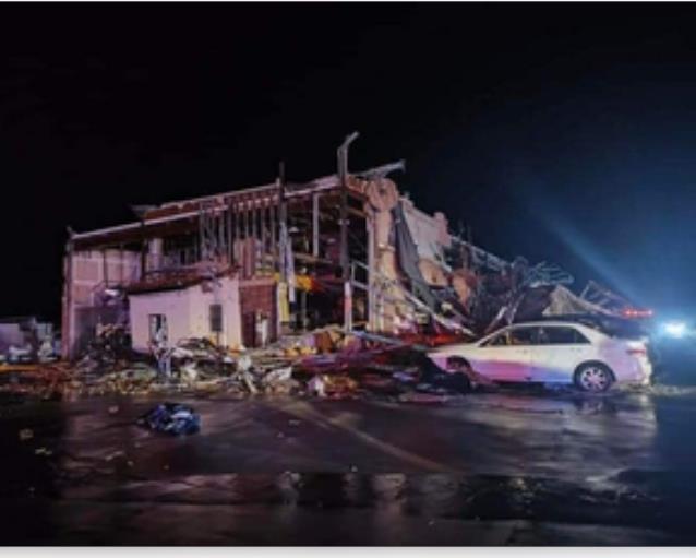 अमेरिका के तीन राज्यों में बवंडर से तबाही का मंजर, 11 की मौत