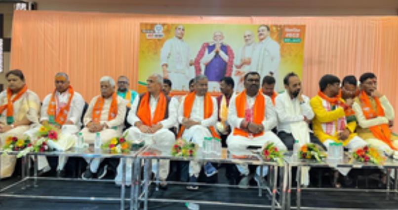 झारखंड में पक्ष और विपक्ष के लिए चिंता बढ़ाने वाले हैं लोकसभा चुनाव के नतीजों से जुड़े आंकड़े झारखंड में पक्ष और विपक्ष के लिए चिंता बढ़ाने वाले हैं लोकसभा चुनाव के नतीजों से जुड़े आंकड़े