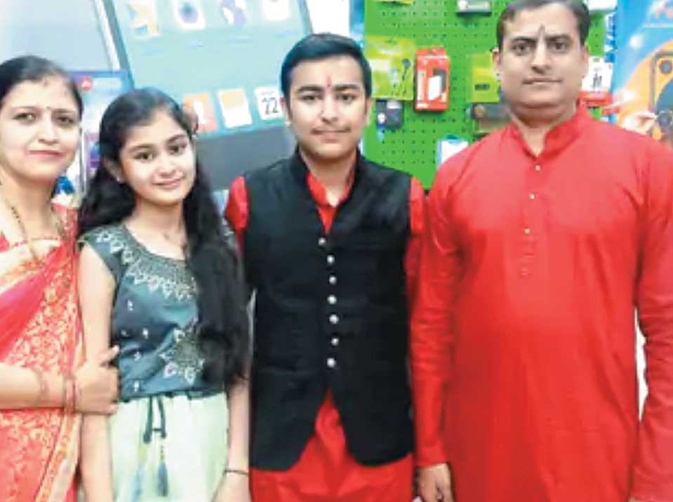नीलय को नीट में 706 अंकों के साथ देशभर में 815वीं रैंक नीलय को नीट में 706 अंकों के साथ देशभर में 815वीं रैंक