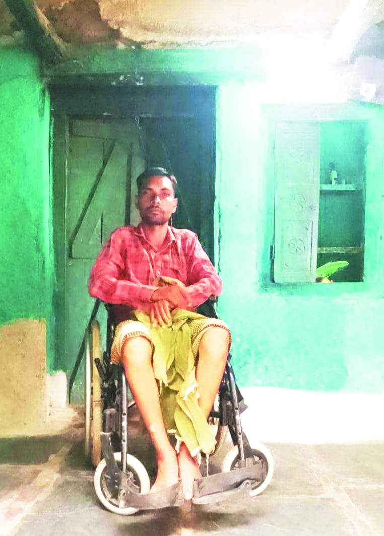 देखें VIDEO : जिंदा हूं, लेकिन सर्वे सूची में नाम नहीं...