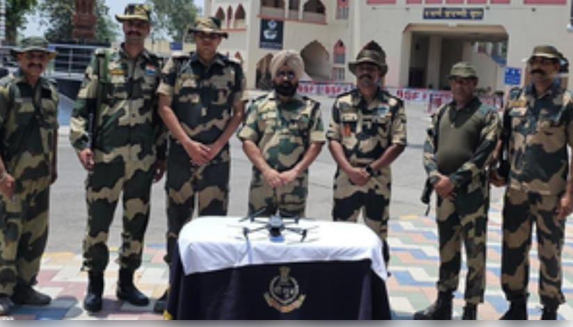 पंजाब में मिले दो पाकिस्तानी ड्रोन पंजाब में मिले दो पाकिस्तानी ड्रोन