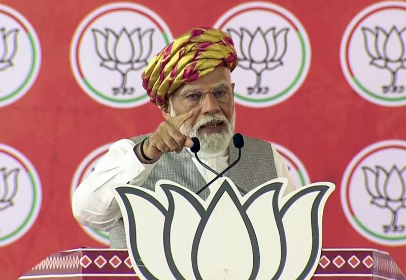जम्मू एवं कश्मीर के दुश्मनों को सबक सिखाने में कोई कोर कसर बाकी नहीं छोड़ेंगे: प्रधानमंत्री मोदी जम्मू एवं कश्मीर के दुश्मनों को सबक सिखाने में कोई कोर कसर बाकी नहीं छोड़ेंगे: प्रधानमंत्री मोदी