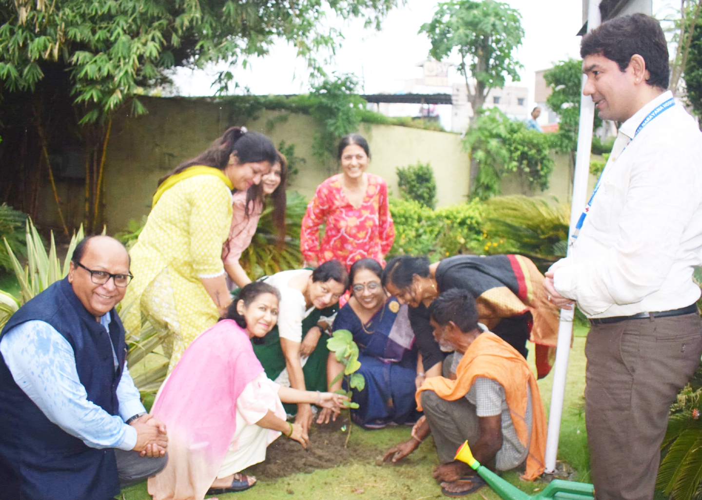 श्री नारायणा हॉस्पिटल में महिला चेम्बर ने पर्यावरण दिवस मनाया श्री नारायणा हॉस्पिटल में महिला चेम्बर ने पर्यावरण दिवस मनाया
