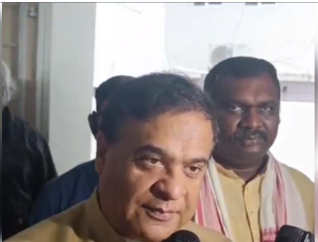 झारखंड दौरे पर सीएम हिमंता बिस्वा, आदिवासी नेताओं से की मुलाकात झारखंड दौरे पर सीएम हिमंता बिस्वा, आदिवासी नेताओं से की मुलाकात