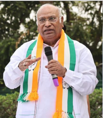 'बुलडोजर न्याय' प्रणाली हम चलने नहीं देंगे : कांग्रेस 'बुलडोजर न्याय' प्रणाली हम चलने नहीं देंगे : कांग्रेस