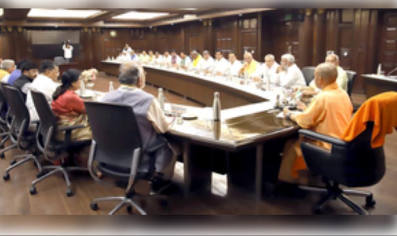 यूपी कैबिनेट में सुरक्षा गार्डों व शिक्षकों के मानदेय में बढ़ोतरी को मंजूरी यूपी कैबिनेट में सुरक्षा गार्डों व शिक्षकों के मानदेय में बढ़ोतरी को मंजूरी