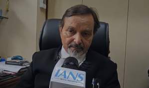 सुप्रीम कोर्ट का फैसला हिंदू-मुस्लिम दोनों समुदाय की महिलाओं को कवर करता है : वकील वसीम कादिर सुप्रीम कोर्ट का फैसला हिंदू-मुस्लिम दोनों समुदाय की महिलाओं को कवर करता है : वकील वसीम कादिर