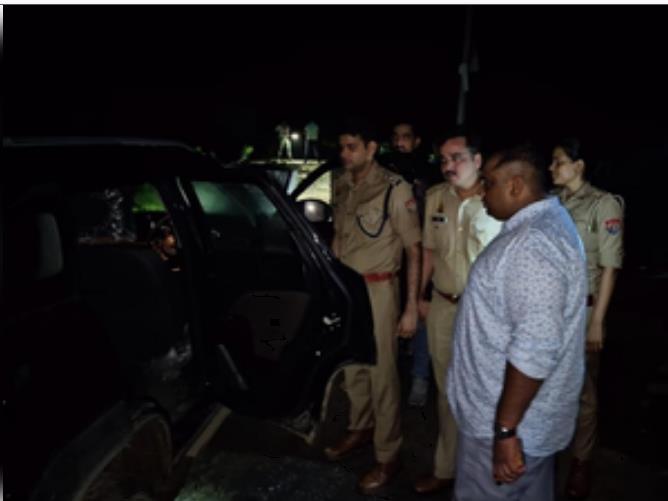 ग्रेटर नोएडा : पुलिस ने मुठभेड़ के दौरान चार बदमाशों को गिरफ्तार किया ग्रेटर नोएडा : पुलिस ने मुठभेड़ के दौरान चार बदमाशों को गिरफ्तार किया