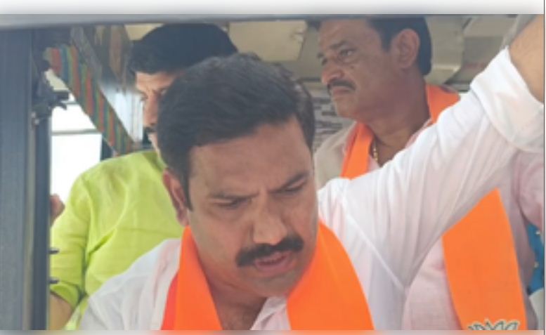 बेंगलुरु पुलिस ने बीवाई विजयेंद्र को मैसूरु जाने की नहीं दी अनुमति, कार्यकर्ताओं के साथ हिरासत में लिए गए 