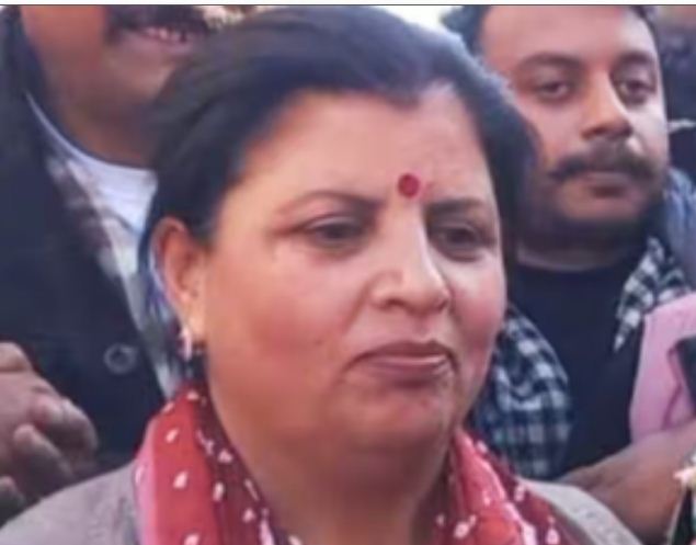 हिमाचल सीएम की पत्नी की सीट पर कांटे की टक्कर 
