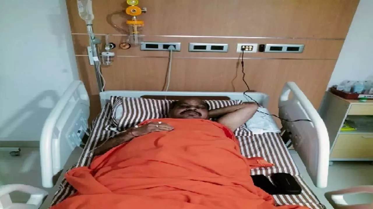  विधायक पुरंदर बीमार