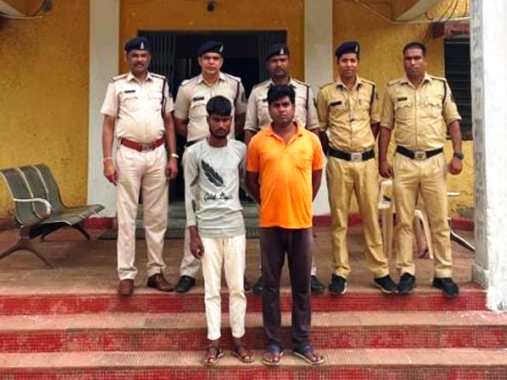 फेसबुक फ्रेंड ने क्रोकोडाइल पार्क में बुलाकर युवती से किया रेप, सहयोगी सहित गिरफ्तार फेसबुक फ्रेंड ने क्रोकोडाइल पार्क में बुलाकर युवती से किया रेप, सहयोगी सहित गिरफ्तार