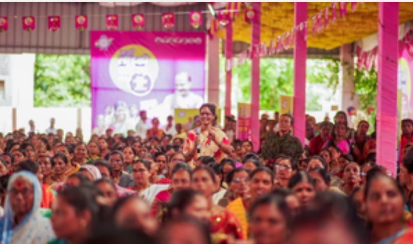 महाराष्ट्र सरकार की मुख्यमंत्री लाडली बहन योजना को मिल रही है जबरदस्त प्रतिक्रिया 
