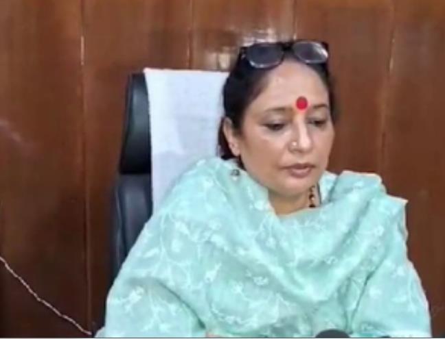 डिजिटल हो रहा है उत्तराखंड विधानसभा, तेजी से चल रहा है काम : ऋतु खंडूड़ी डिजिटल हो रहा है उत्तराखंड विधानसभा, तेजी से चल रहा है काम : ऋतु खंडूड़ी