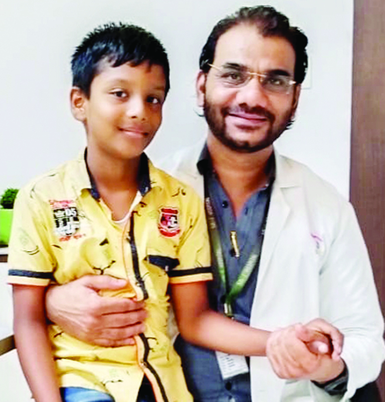 साईं बाबा आई हॉस्पिटल के वरिष्ठ विशेषज्ञ ने आर्थिक-कमजोर बच्चे की बचाई आंखें साईं बाबा आई हॉस्पिटल के वरिष्ठ विशेषज्ञ ने आर्थिक-कमजोर बच्चे की बचाई आंखें