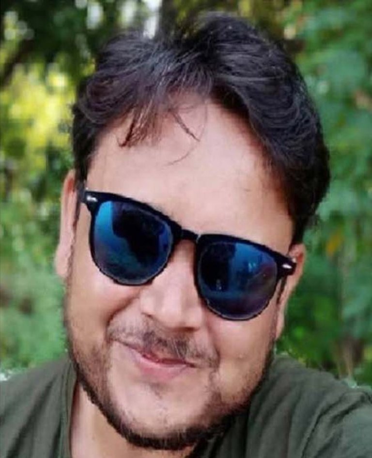 मोबाइल पर गेम खेलता रहा और सैलाब आ गया, अपनी लापरवाही से जान गंवाई शिफ्ट इंचार्ज ने ! मोबाइल पर गेम खेलता रहा और सैलाब आ गया, अपनी लापरवाही से जान गंवाई शिफ्ट इंचार्ज ने !