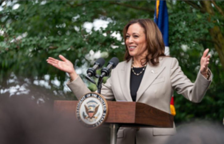 सशक्त लोकतंत्र की दुहाई देने वाले देश में आज तक एक भी महिला राष्ट्रपति नहीं, क्या अमेरिका बदलाव के लिए तैयार है? 