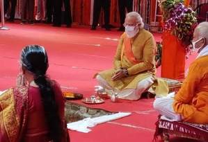 5 अगस्त को केवल कश्मीर से 370 का खात्मा नहीं, देश को अपनी सांस्कृतिक विरासत से जोड़ने का भी मोदी सरकार ने किया काम 5 अगस्त को केवल कश्मीर से 370 का खात्मा नहीं, देश को अपनी सांस्कृतिक विरासत से जोड़ने का भी मोदी सरकार ने किया काम