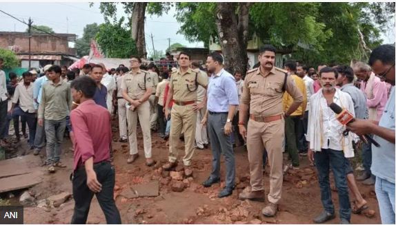 मध्य प्रदेश: दीवार गिरने से मारे गए बच्चों के परिजनों के लिए पीएम ने की मुआवजे़ की घोषणा