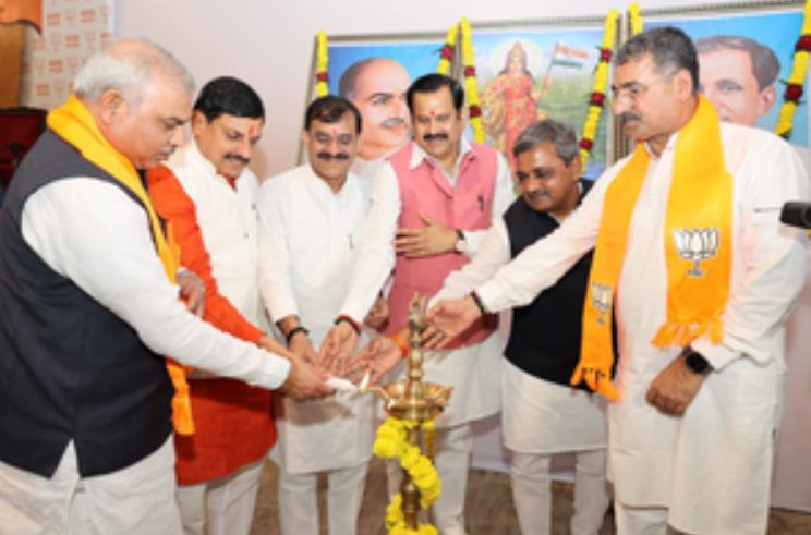 मध्य प्रदेश में शुरू होगा हर घर तिरंगा अभियान, सीएम मोहन यादव ने की लोगों से जुड़ने की अपील