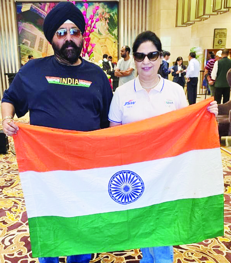 प्रतिनिधि मंडल सदस्य होरा पेरिस ओलंपिक रवाना