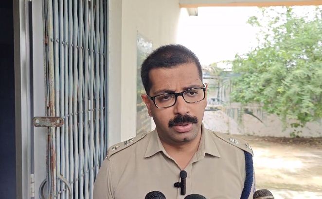 चेकप के बहाने छात्राओं से छेड़छाड़ करने वाला डॉक्टर कुलदीप आनंद गिरफ्तार