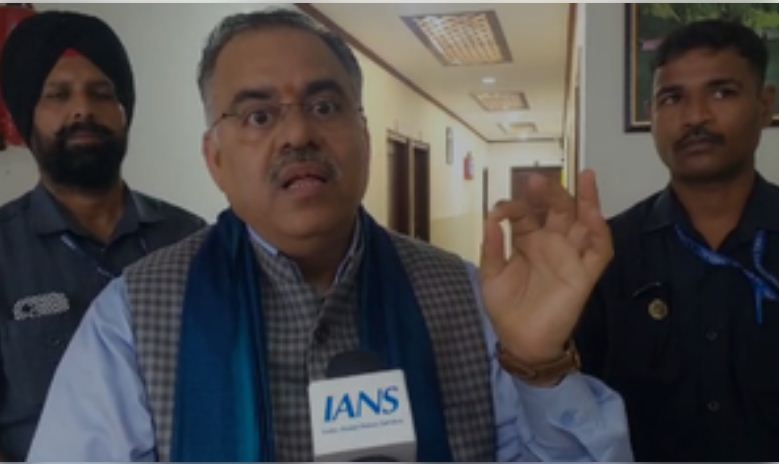 सिसोदिया भ्रष्टाचार में हैं लिप्त, सशर्त जमानत पर बाहर आए हैं : भाजपा 