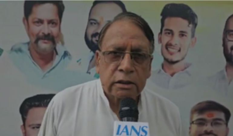 मोहन यादव सरकार ने रक्षाबंधन पर 1,500 रुपए देने का किया ऐलान, कांग्रेस नेता को आ रही 'चुनाव की बू' 