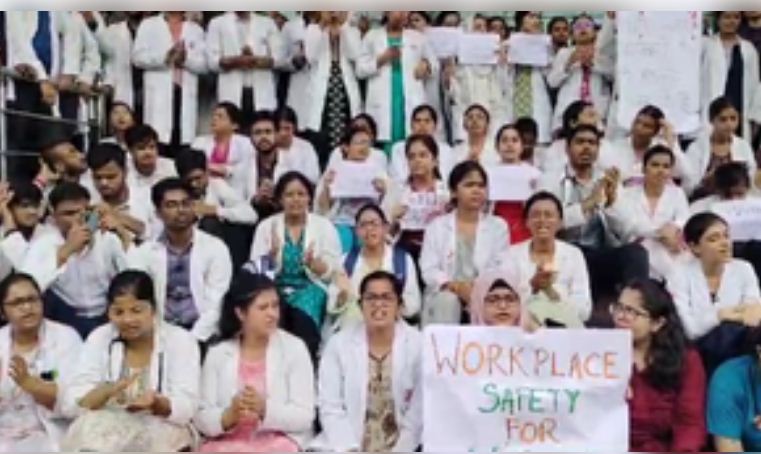 यूपी समेत देश के कई राज्यों में डॉक्टरों की हड़ताल; ओपीडी ठप, मरीज परेशान 
