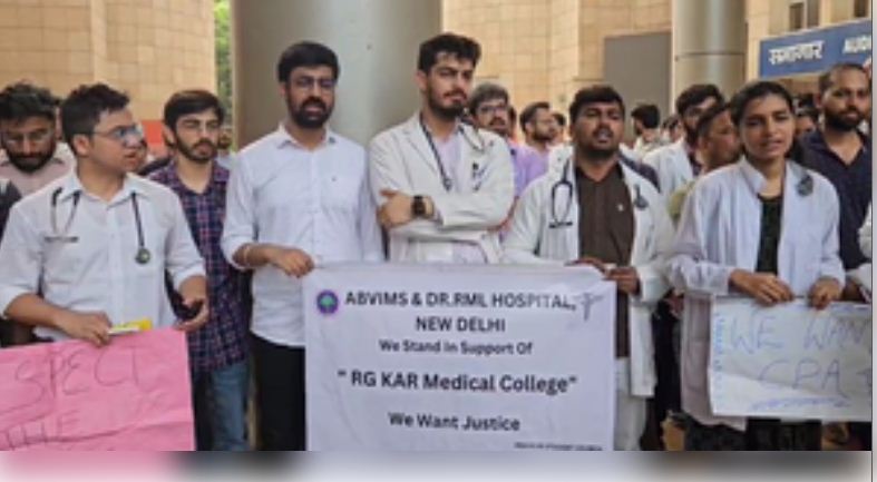 दिल्ली के आरएमएल कॉलेज में विरोध प्रदर्शन जारी, प्रदर्शनकारियों ने की सीपीए लागू करने की मांग 