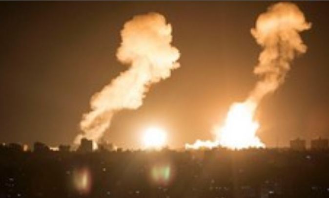 लेबनान में इजरायली हवाई हमलों में तीन की मौत, छह घायल 