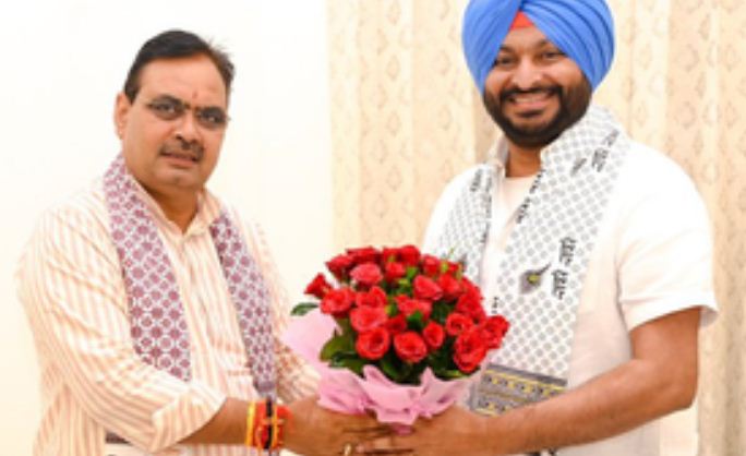 राज्यसभा चुनाव के लिए राजस्थान से केंद्रीय मंत्री रवनीत सिंह बिट्टू ने दाखिल किया नामांकन 