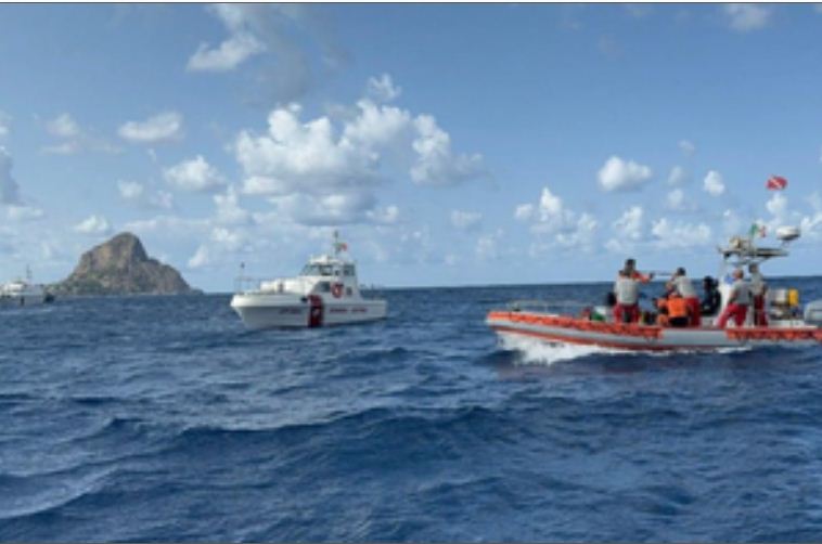 सिसिली तट पर डूबे जहाज से पांच शव बरामद, बाकी की तलाश जारी 